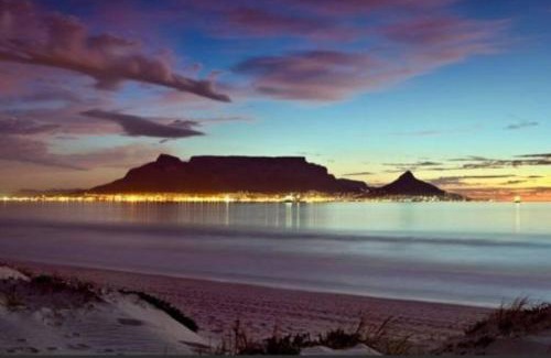 Bloubergstrand Apartment | WiFi & Solar at Studio on Morgenster