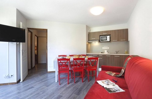 Morillon Apartment | Wifi, swimming pool, terrace, balcony, parking, tv, ski locker, 36m², Morillon