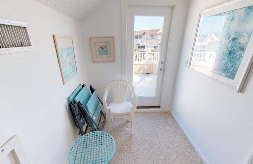 Isle of Palms Condo | Wild Dunes condo with ocean views and sundeck