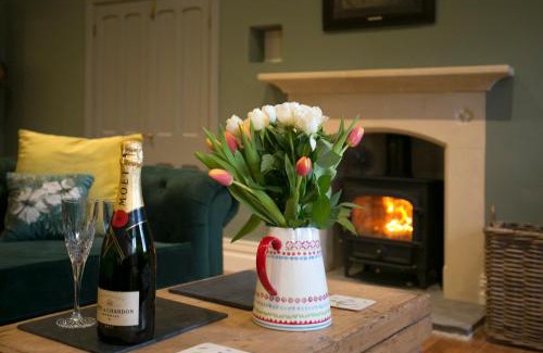Mumbles Apartment | Wild Garlic Stays, Mumbles