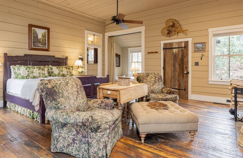 Sylva Cabin | Wild Ginger Cabin: A peaceful sanctuary in Balsam Mountain Preserve