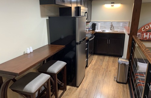 Eureka Apartment | Wild West charm with a modern flair!