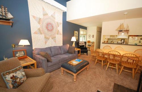 Glen Arbor Apartment | Wilderness 36