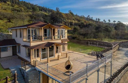 Kaul Villa | Wilderness Whisperings with Himalayan View
