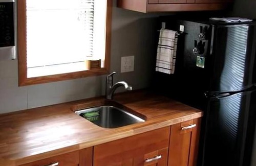 Cape May - Wildwood Apartment | WildWoof Beach Bungalow - 3 Blocks to Beach