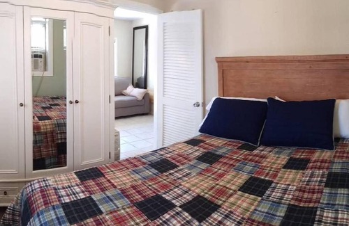 Cape May - Wildwood Apartment | WildWoof Beach Bungalow - 3 Blocks to Beach