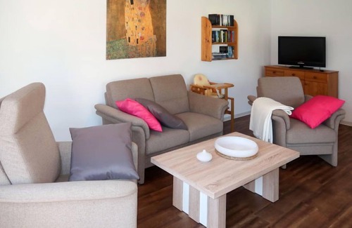 Ditzumerverlaat House | Wilken by Interhome