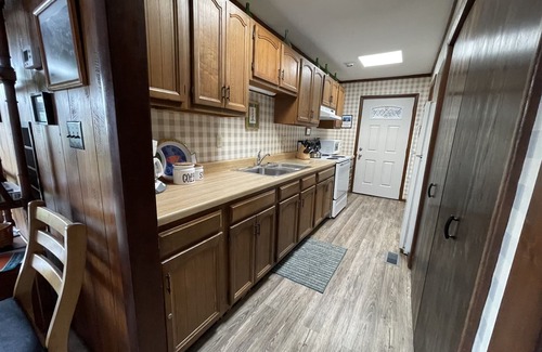 Hatteras Cottage | Will's Hideaway Quiet, Secluded and Pet Friendly!