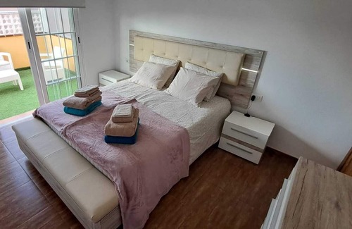 Puerto de la Cruz Villa | Willa Loro For up to 8 Persons