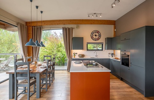 Richmond Cottage | William - a lodge that sleeps 6 guests in 3 bedrooms