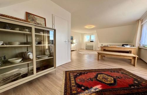 Hueckeswagen Apartment | Willkommen in der Ferienwohnung mit atemberaubendem Blick in die Natur