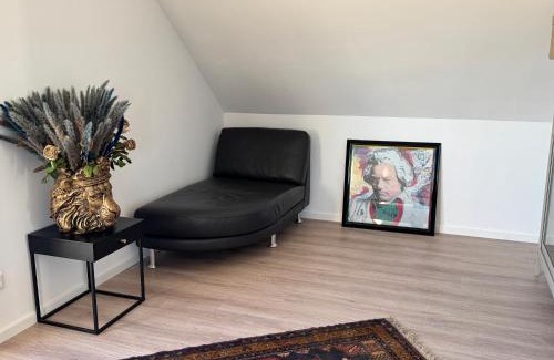 Hueckeswagen Apartment | Willkommen in der Ferienwohnung mit atemberaubendem Blick in die Natur