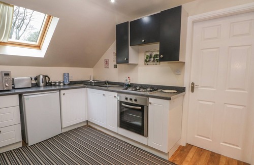 Upper Hulme Cottage | WILLOW COTTAGE, with hot tub in Upper Hulme