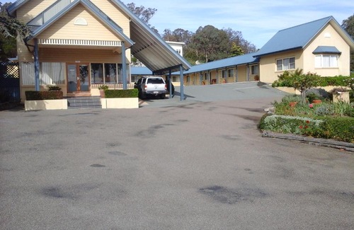 Goulburn Hotel | Willows Motel