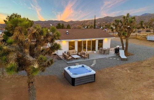 Pioneertown House | Wind View