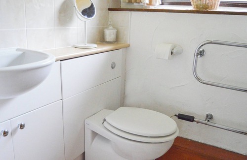 Hartland Cottage | WINDBURY COTTAGE, pet friendly, character holiday cottage in Hartland