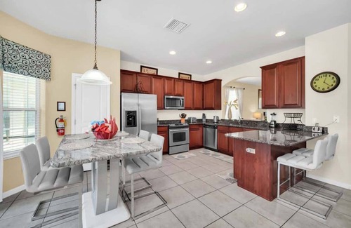 Windsor Hills House | Windsor Hills Dream South Facing Pool Home