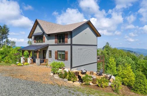 Elk Park House | Wine Down at Eagles Nest
