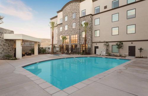 Hurricane Hotel | Wingate by Wyndham Hurricane Zion National Park