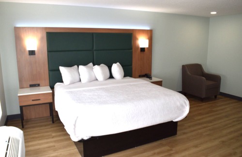 Vienna Hotel | Wingate by Wyndham Vienna/Parkersburg/Marietta