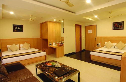 Radha Kund Hotel | Wingston A Treehouse Hotel-Goverdhan