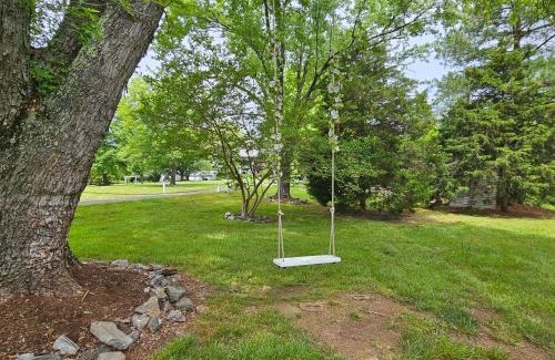 Madison Heights Bed & Breakfast | Winridge Manor