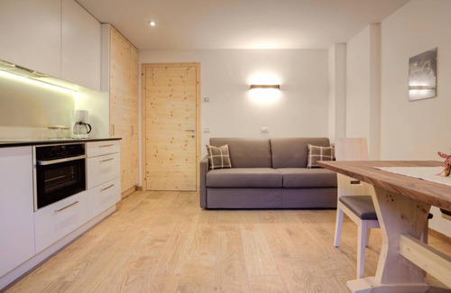 Ortisei Apartment | WINTER AND SUMMER VACATION IN THE VALLEY IN THE QUIETLY LOCATED APARTMENTS "LA SIA"
