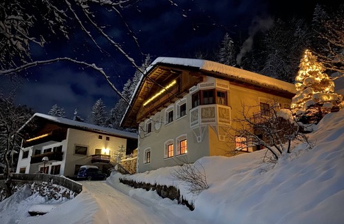 Ortisei Apartment | WINTER AND SUMMER VACATION IN THE VALLEY IN THE QUIETLY LOCATED APARTMENTS "LA SIA"