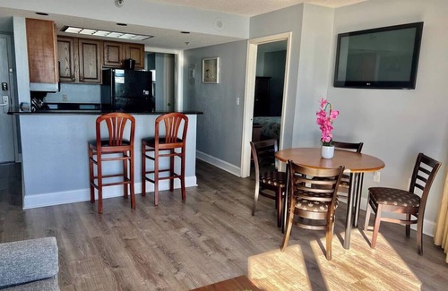 Myrtle Beach Condo | Winter Rates! Gorgeous Oceanfront Suite! 1Br Condo/Dog friendly