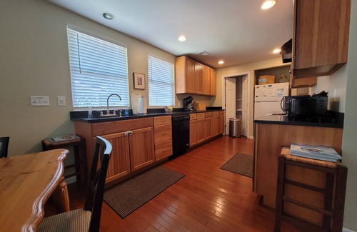 Folly Beach House | WINTER SPECIAL! JAN & FEB 2026 ~ 40% OFF monthly rates and 20% OFF weekly rates!