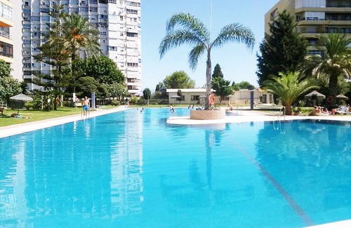 Torremolinos Apartment | WINTER SUPER PRICES980€,SEA VIEWS,ALL INCLUSIVE, NETFLIX,PRIME VIDEO,HEATING,SAT