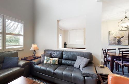 The Blue Mountains Apartment | Wintergreen