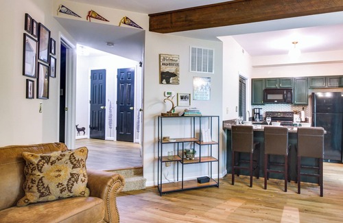 Wintergreen Condo | Wintergreen Resort Condo w/Deck, 0.3 Mi to Slopes