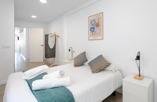 Carretera de Cadiz Apartment | WintowinRentals Altamira Suites Alto