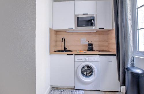 Perigueux Apartment | Wisdom at heart
