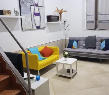 Triana Apartment | WISH SUITE BARRIO DE LEON EN TRIANA