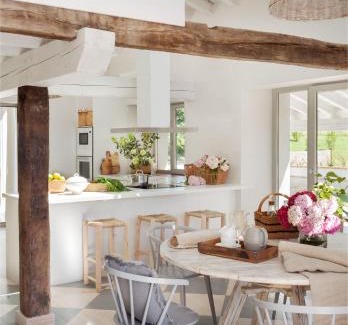 Lamadrid House | Wishome-Antigua cuadra rehabilitada con mucho encanto- Chimenea y piscina climat