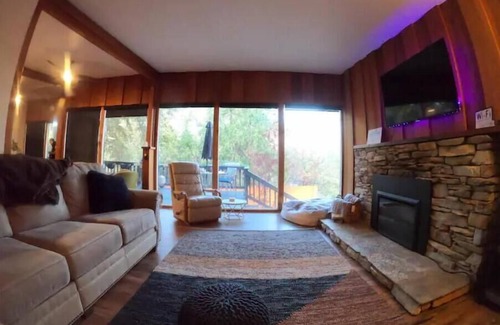 Wishon House | Wishon a Star Cabin/Lakehouse