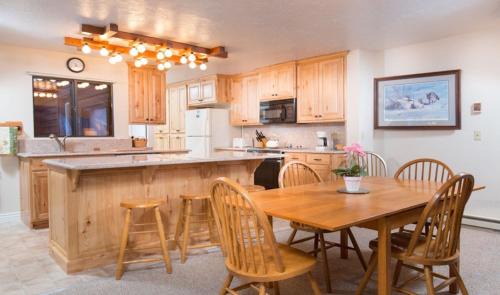 Jackson Hole Apartment | Wister A