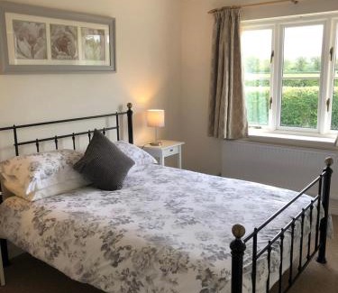 Eaton Mascott Apartment | Wisteria Cottages are self catering cottages in a beautiful village location