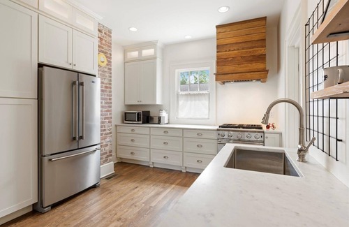 Brevard House | Witek Rinker House | 4 Bed, 2 Bath