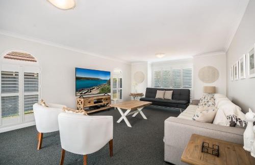 Yamba House | Witonga Waters - Now Pet Friendly