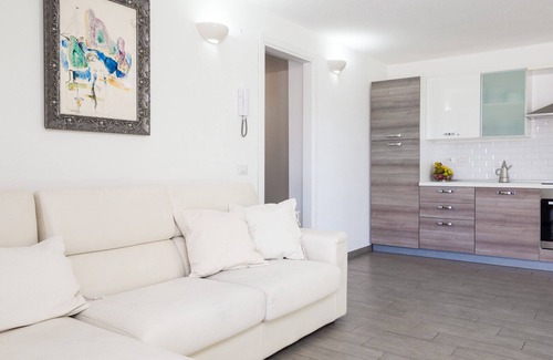 Pittulongu Apartment | WLofts 13 by Klodge - cozy design home with garden facing the sea