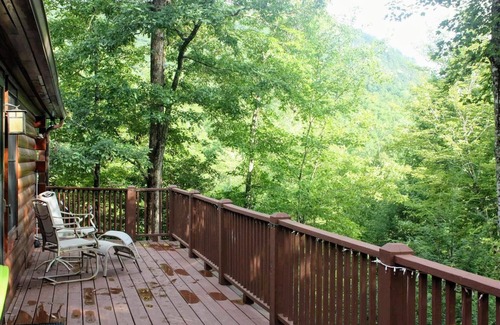 Old Fort Cabin | WNC Cabin near Old Fort