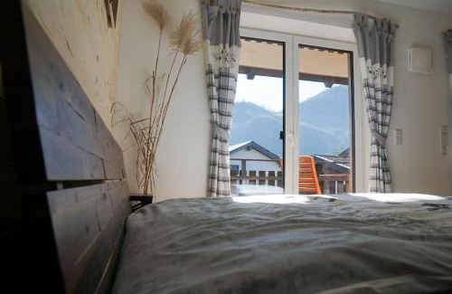 Flintsbach A. Inn Apartment | Wohnung Wendelstein mit Bergblick im Inntal - zentral & ruhig