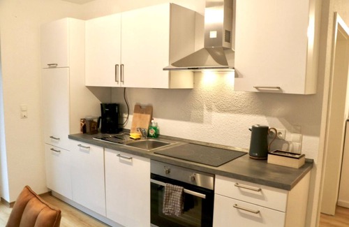 Meppen Apartment | Wohnzim, Schlafzim, Badzim, Küche und Balkon, Smart TV Free Wifiparkingcoffee