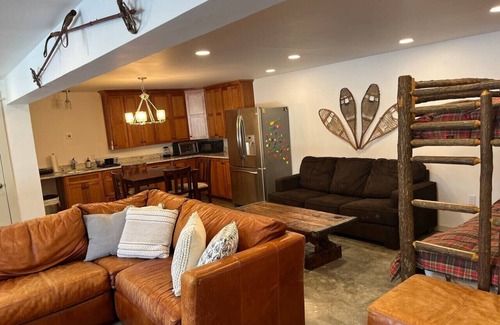 Ray Brook House | Wolf Pond House 3 Miles to Lake Placid STR-003504