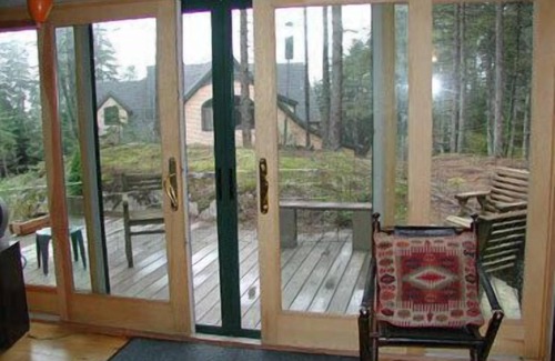 Stonington Cottage | Wolfhound Cottage, Dogs Welcome!