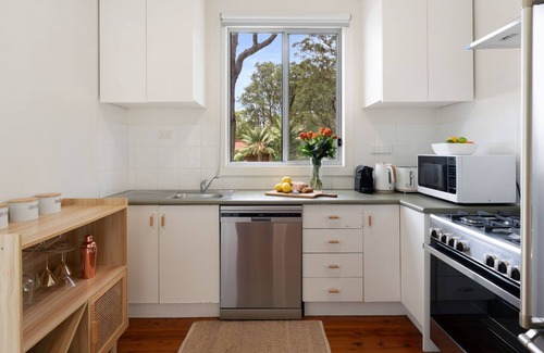 Culburra Beach House | Wollumboola Lake House – lake access at your doorstep