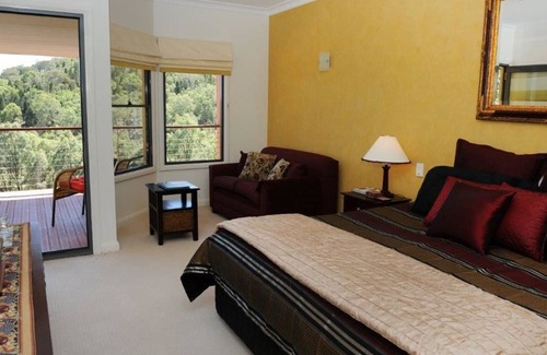 Eurunderee House | Wombadah Luxury Accommodation